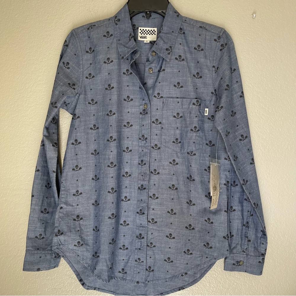 Van’s Skull button down shirt SZ S